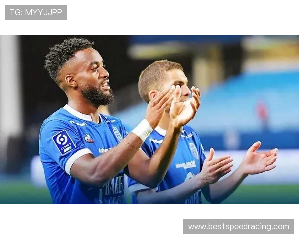 里昂备战欧塞尔:如何调整状态迎接保级对手 里昂备战欧塞尔:如何调整状态迎接保级对手